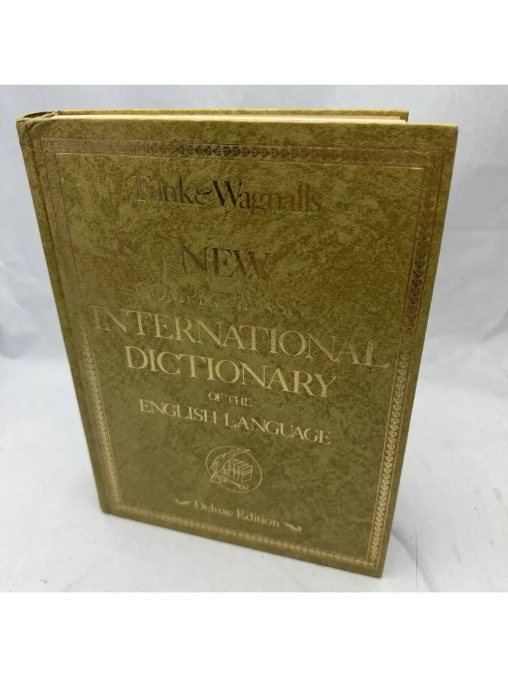 Funk & Wagnalls New Comprehensive International Dictionary of the English Lan...